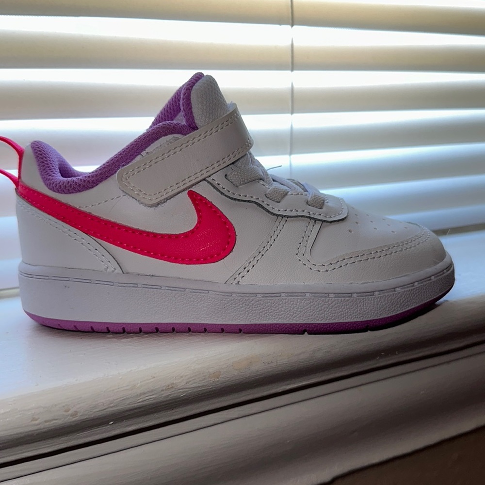 Girls Nike shoes